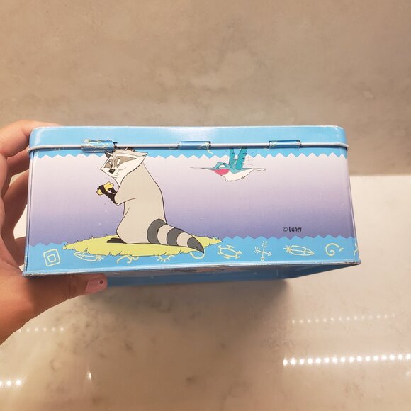 Disney Pocahontas Lunch Tin Box - Picture 9 of 13